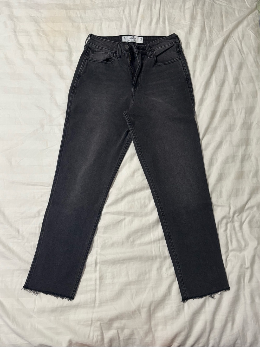 Women’s Hollister Curvy High-Rise Mom Jeans in Black Wash